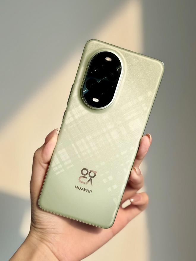 13系列和nova Flip引领情人节送礼潮流尊龙凯时·中国网站时尚颜值天生一对nova(图8)