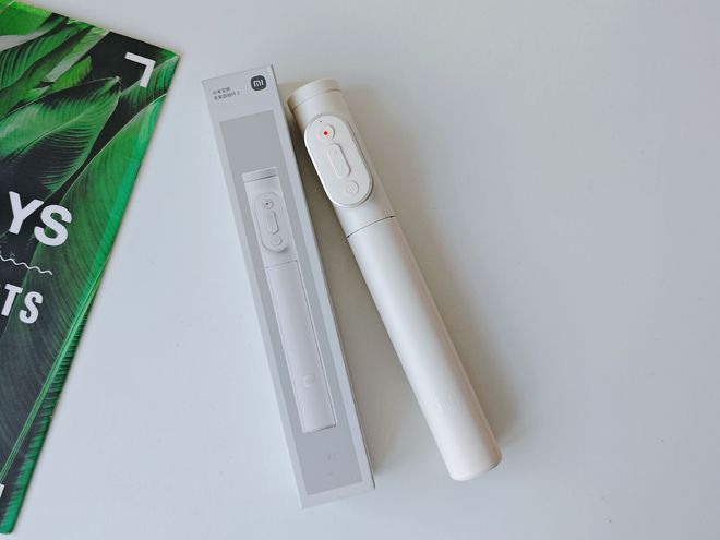 人我的自拍神器--小米变焦支架自拍杆 2尊龙凯时ag旗舰厅网站一杆多用拍照不求(图3)