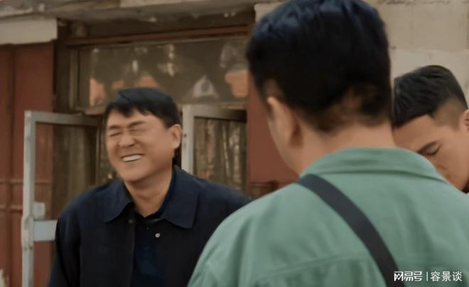 翻车同样演刑警在张译面前何冰顶多算群演尊